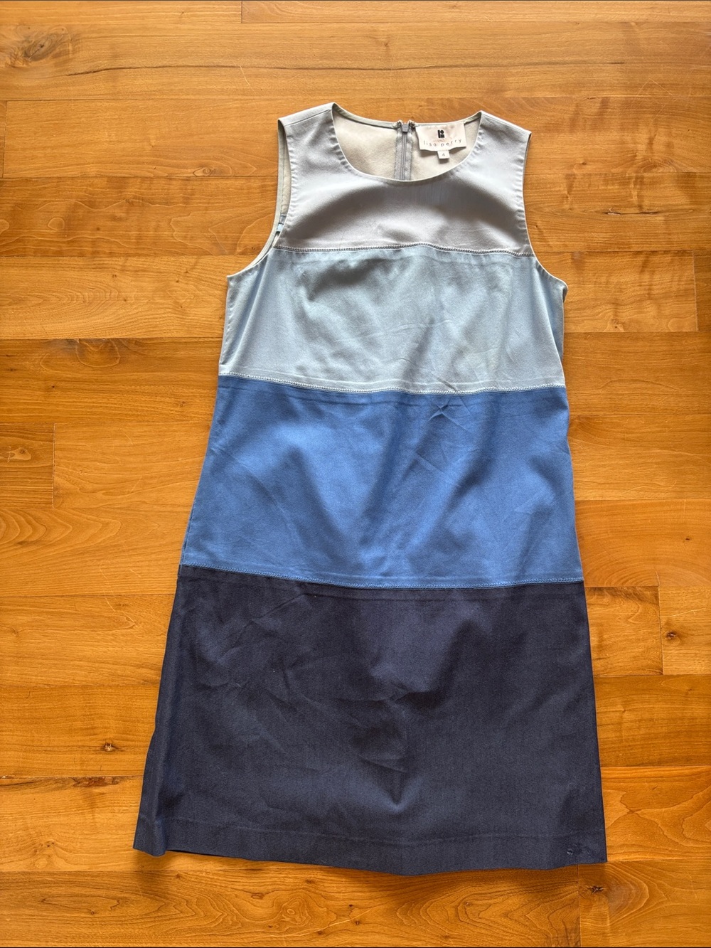 Lisa Perry Three-Tone Blue Colorblock Sleeveless Shift Dress. 2 side pockets